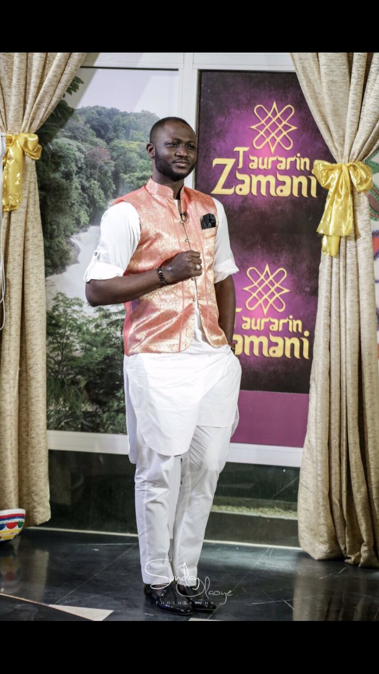 img: uzeeusman.jpeg img: uzeeusman.jpeg